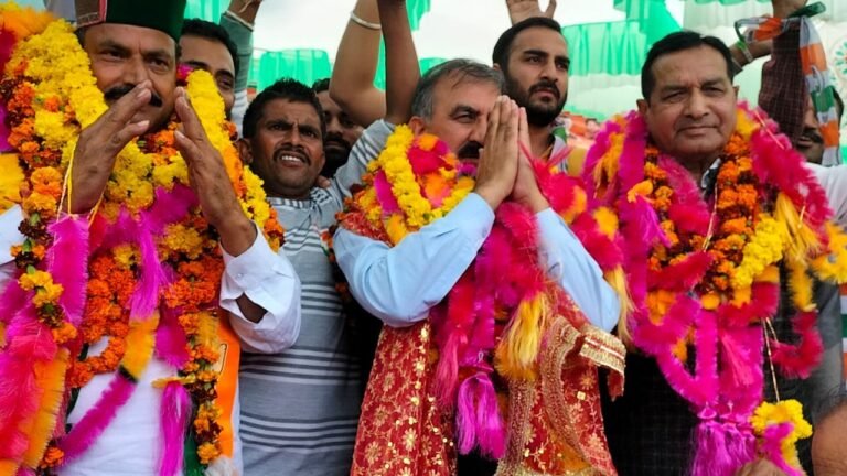 हालीलाज समर्थकों के ड्रामे के बीच सुक्‍खू मुख्‍यमंत्री घोषित, सरकार बनाने का दावा पेश , कल  शपथ