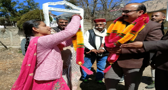 मंत्री विक्रमादित्‍य OUT  हिमराल ने  किया खटनोल में  बैंक का शुभारंभ, जनारथा ने कैथू जबकि सुक्‍खू ने सचिवालय  से दबाया बटन